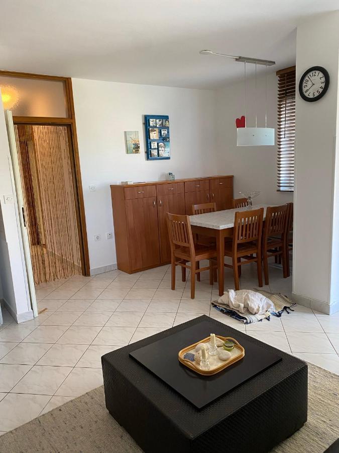 דירות באניולה Casa Rosa מראה חיצוני תמונה